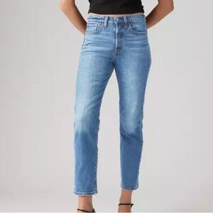 Levi's Wedgie Straight 100% cotton jeans size 24